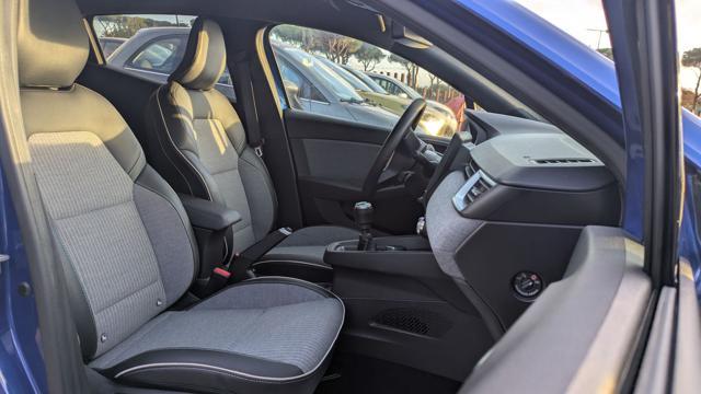 RENAULT Clio 1.0 TCE TECHNO 90cv FULL OPTIONAL