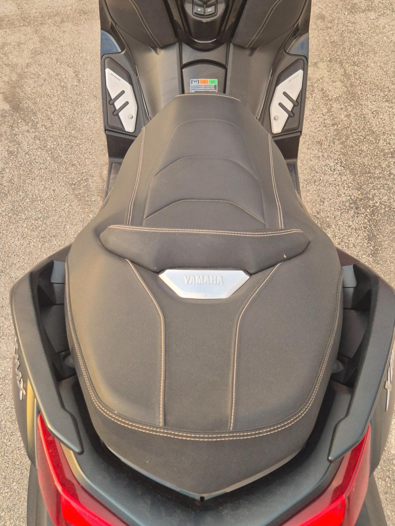 Yamaha X-Max 300 TECHMAX