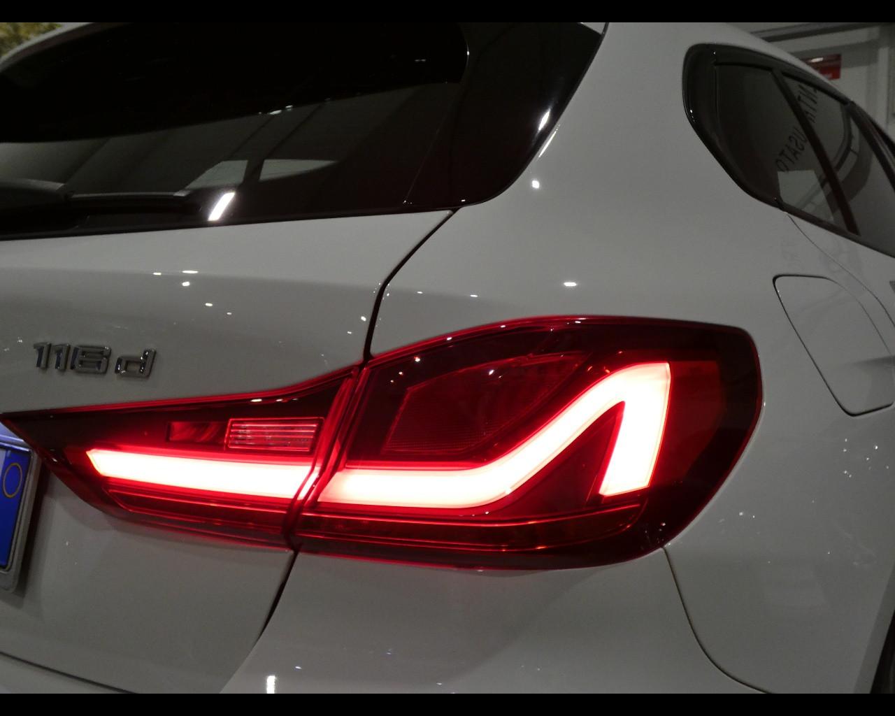 BMW Serie 1 (F40) - 116d 5p. Msport