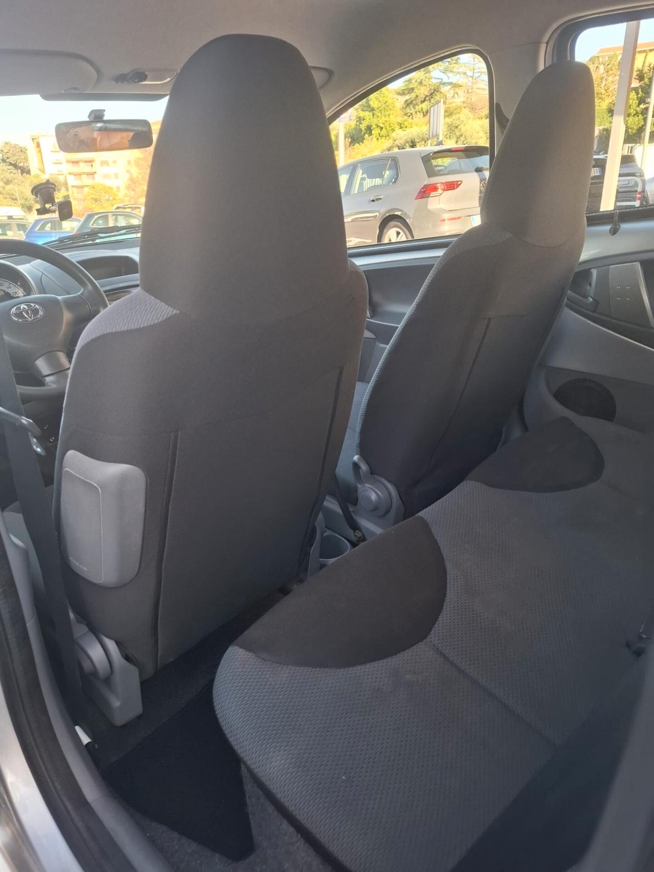 Toyota Aygo 1.0 12V VVT-i 5 porte Sol - 2006