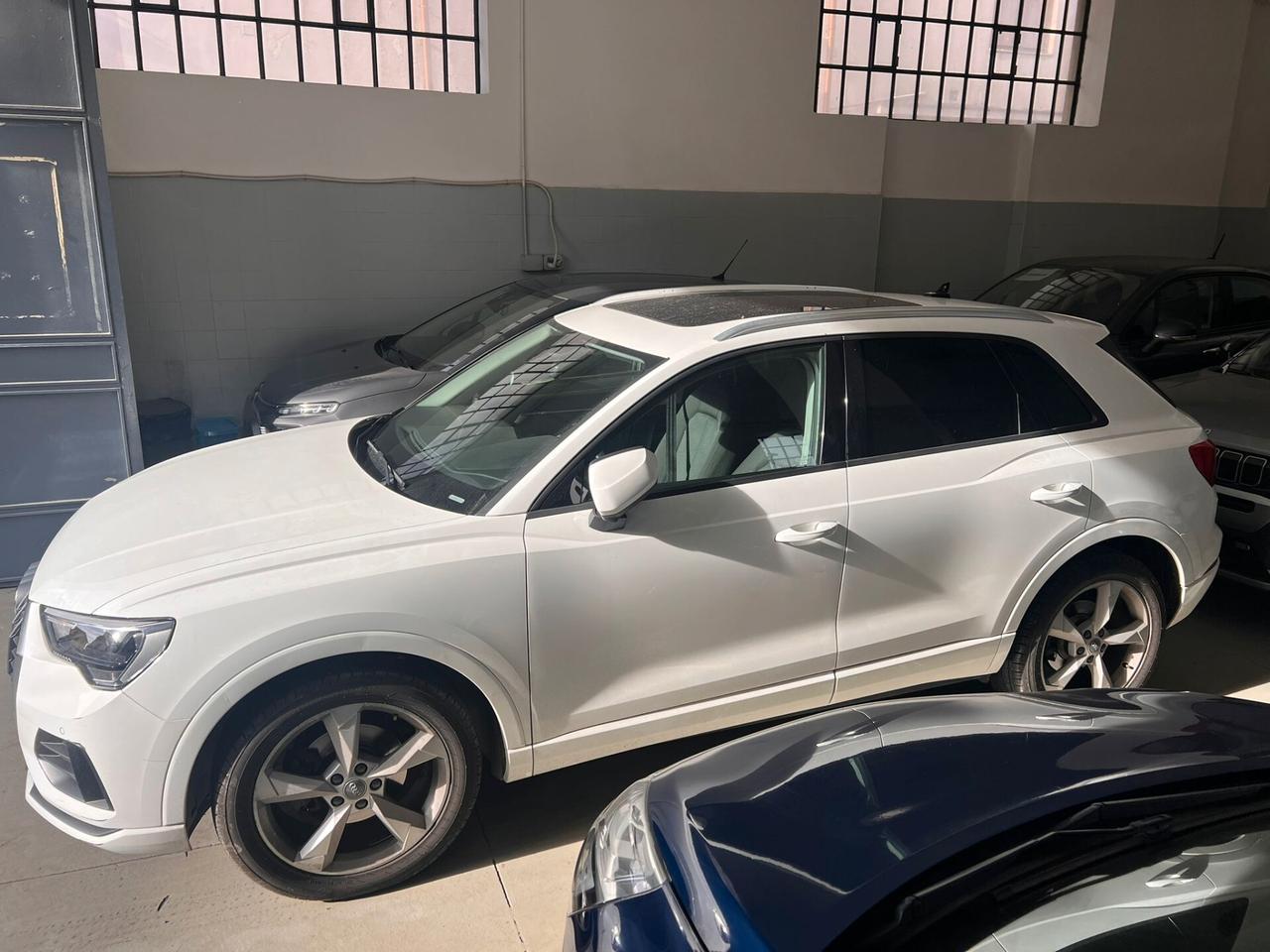 Audi Q3 35 TDI S tronic line edition