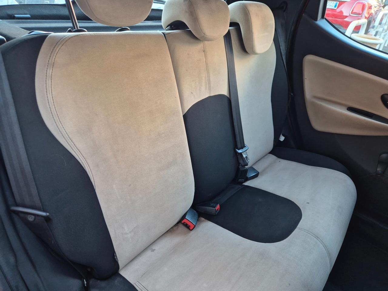 Lancia Ypsilon 1.2 69 CV 5 porte GPL Ecochic Gold
