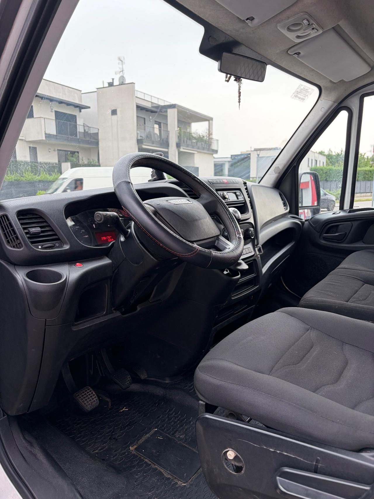 Iveco daily 35-130 ribaltabile