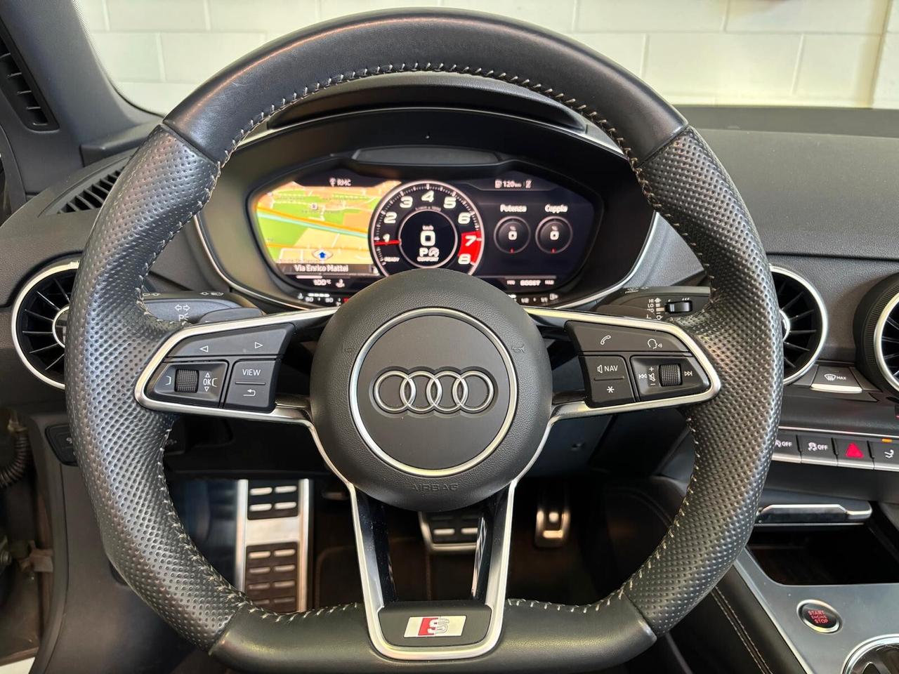 Audi TT Coupé 45 TFSI quattro S tronic S-LINE