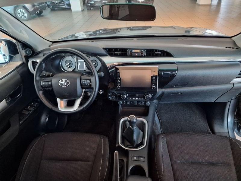 Toyota Hilux 2.4 D-4D 4WD 4 porte Double Cab Lounge