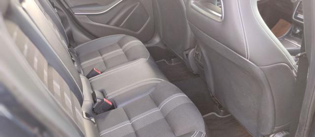 MERCEDES-BENZ GLA 200 d Automatic 4Matic