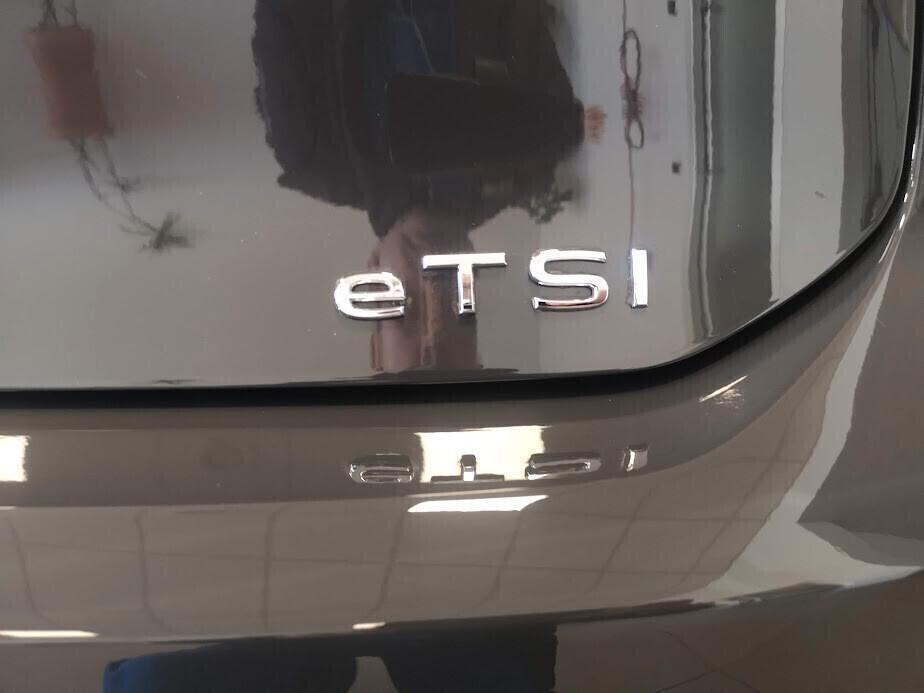 Volkswagen Golf 1.0 TSI EVO Life 110 CV DSG 7 MARCE