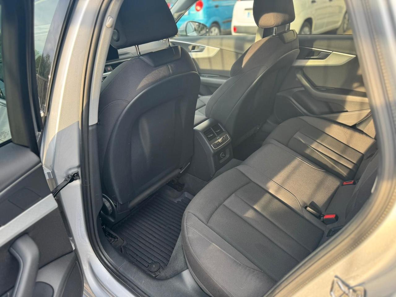 Audi A4 Avant 2.0 TFSI 170 CV G-TRON S LINE,FULL