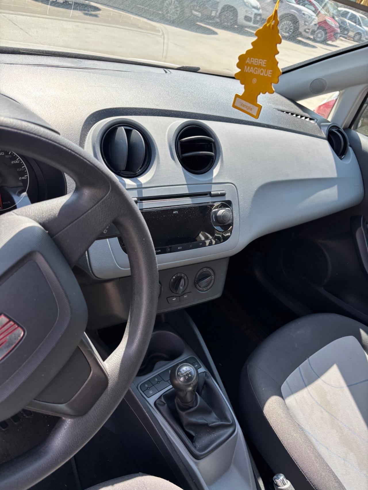 Seat Ibiza 1.2 70 CV 5 porte Style neo patentato