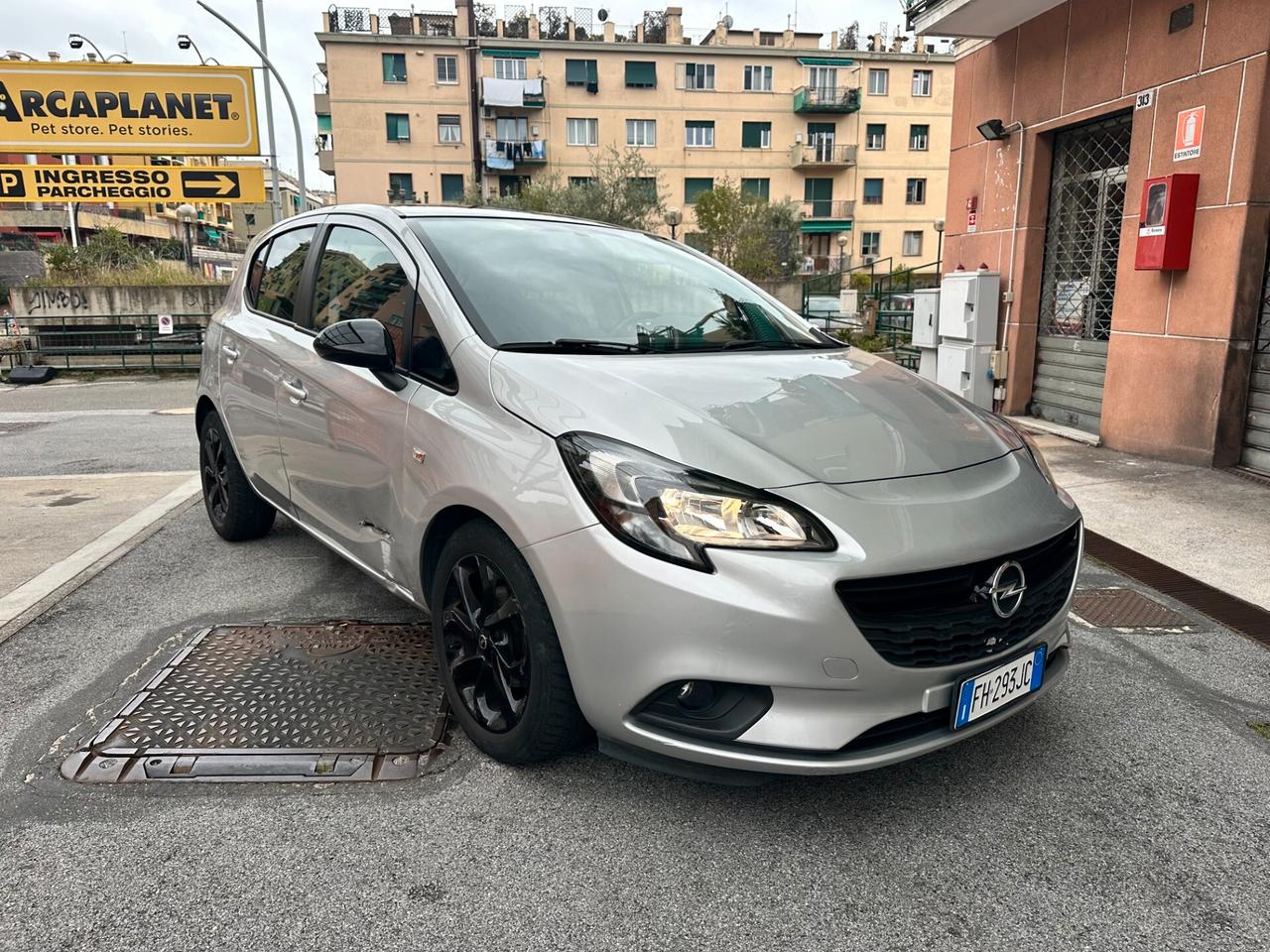 Opel Corsa 1.2 5 porte b-Color