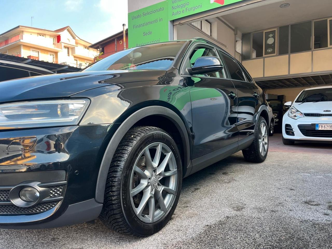 Audi Q3 2.0 TDI quattro S tronic Business Plus