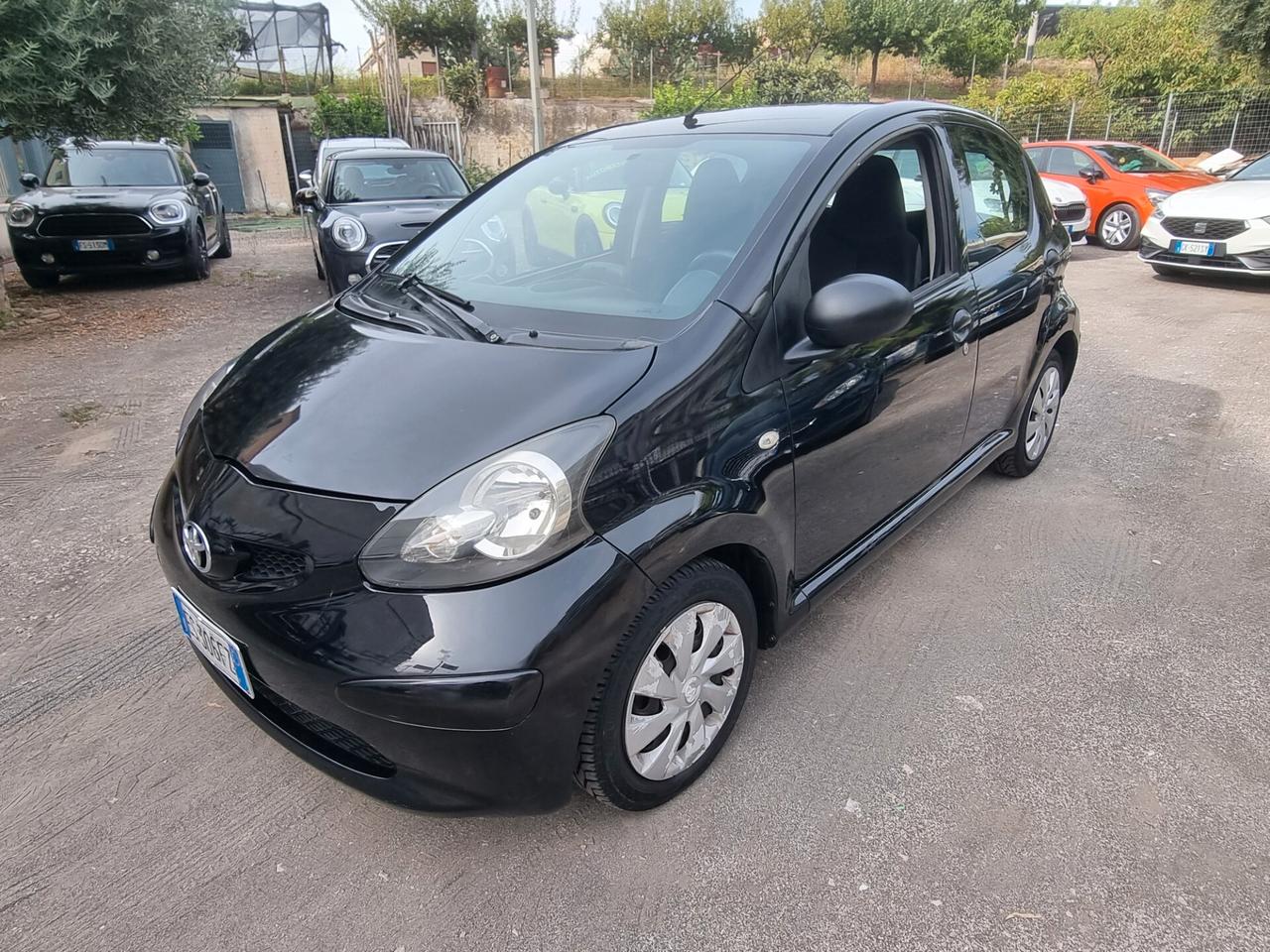 Toyota Aygo 1.0 12V VVT-i 5 porte Lounge Connect
