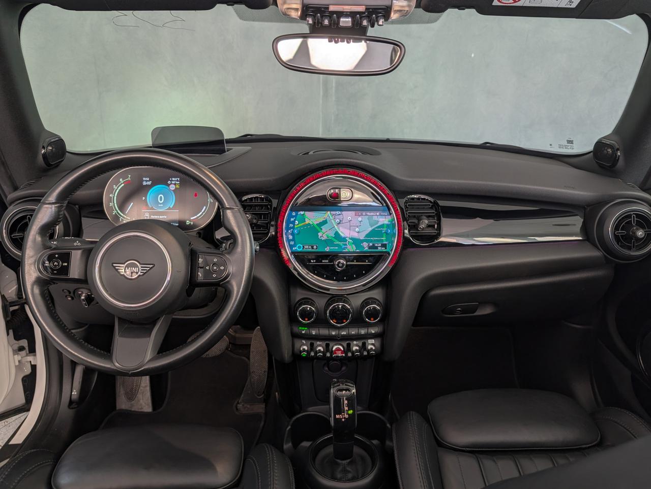 Mini Cooper Cabrio 1.5 Cooper Premium Plus