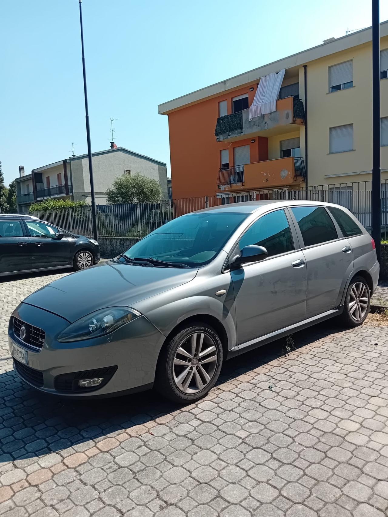 Fiat Croma 1.9 Multijet Active
