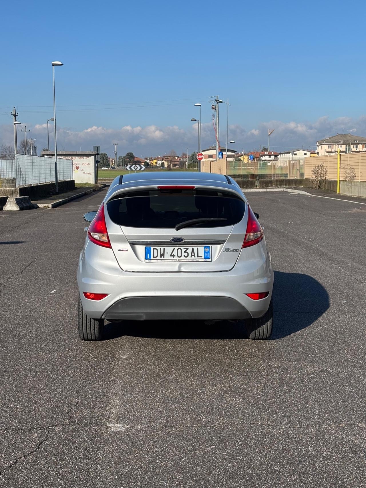 Ford Fiesta 1.4 TDCi 5p. Titanium