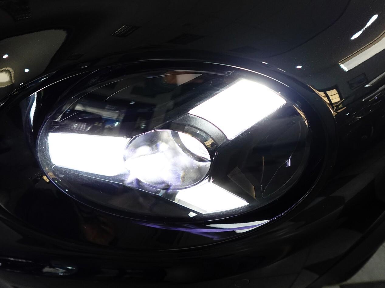 Nissan Juke 1.0 DIG-T 114 CV N-DESIGN