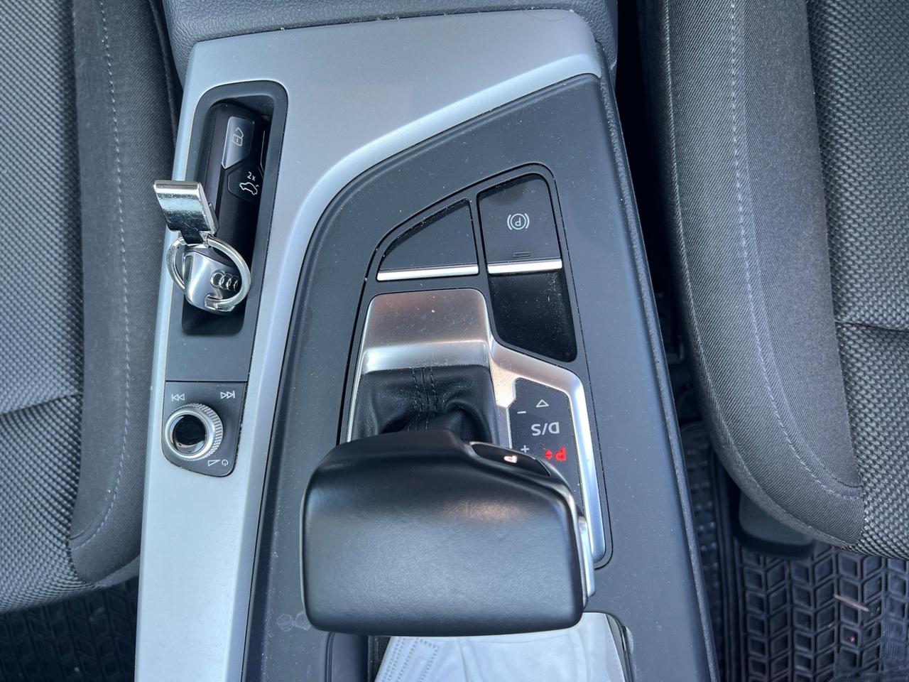 Audi A4 Avant 40 g-tron S tronic line edition