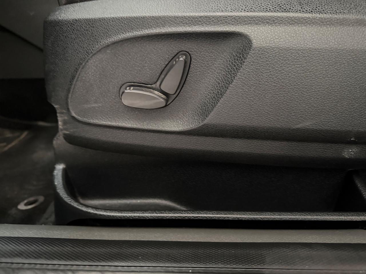 Ford Kuga 2.0 TDCI 140 CV 2WD Titanium