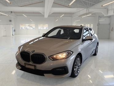 BMW 116 BUSINESS ADVANTAGE AUTO 5 PORTE BERLINA