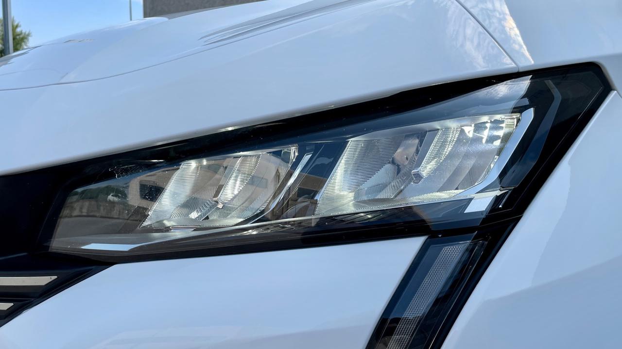 PEUGEOT 308 BLUEHDI 1.5 EAT8 ALLURE PACK 131CV - VIRTUAL COCKPIT, FULL LED, NEOPATENTATI