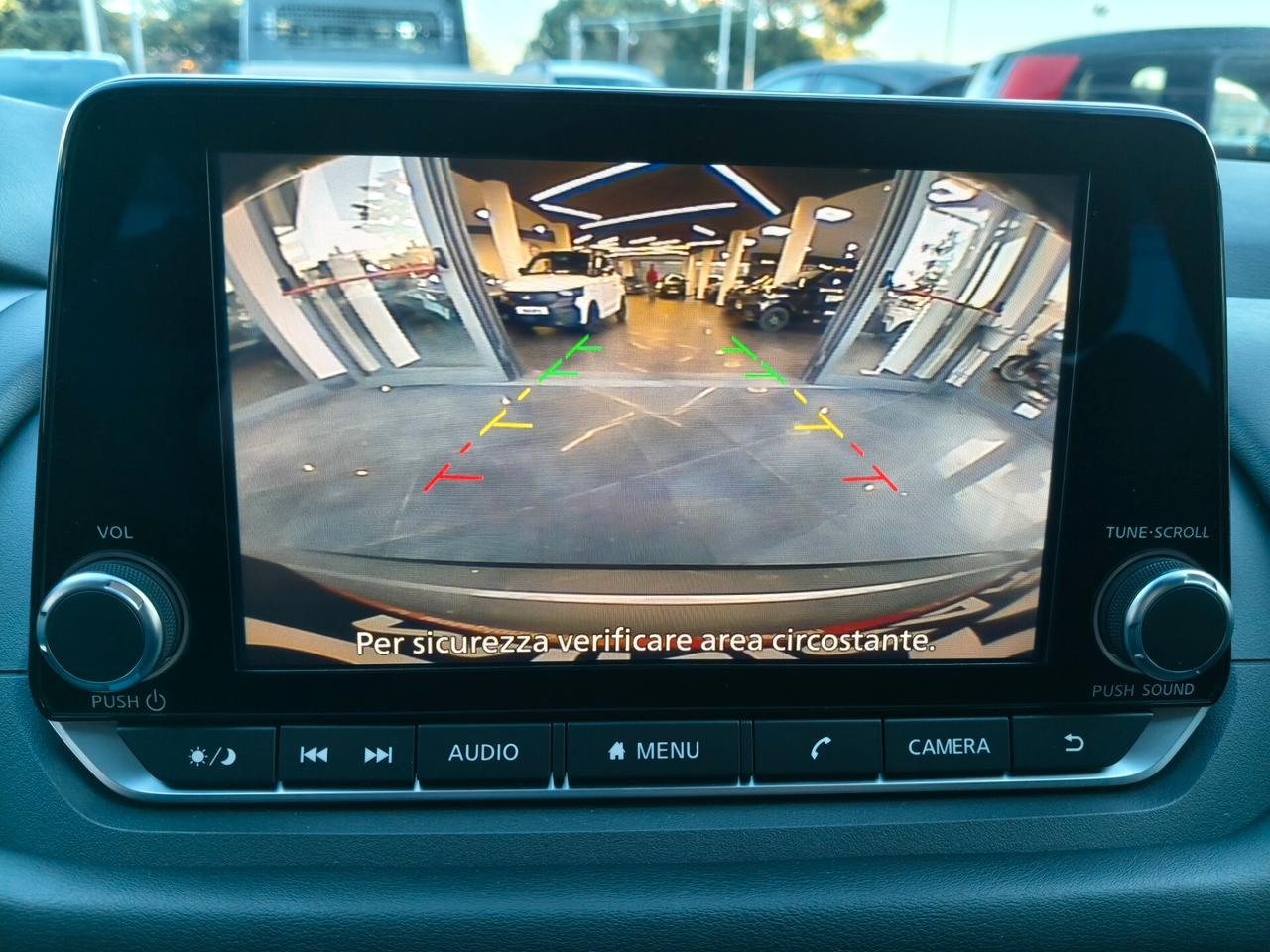 Nissan Qashqai MHEV 140 CV Business