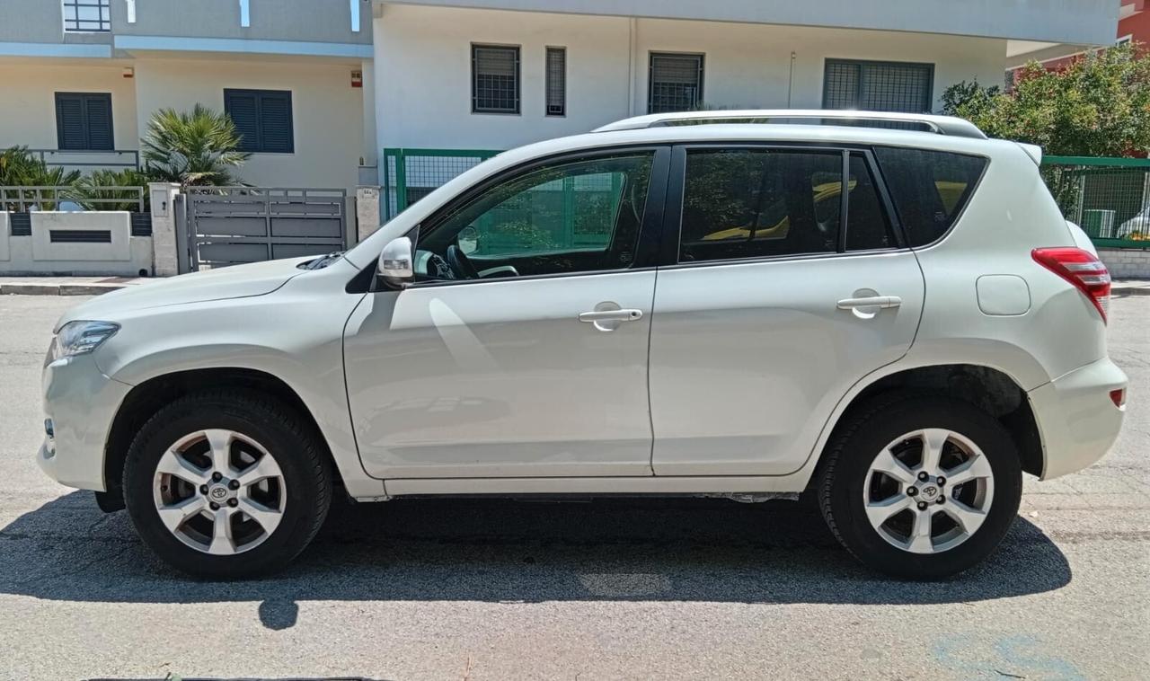 Toyota RAV 4 RAV4 2.2 D-4D 150 CV DPF