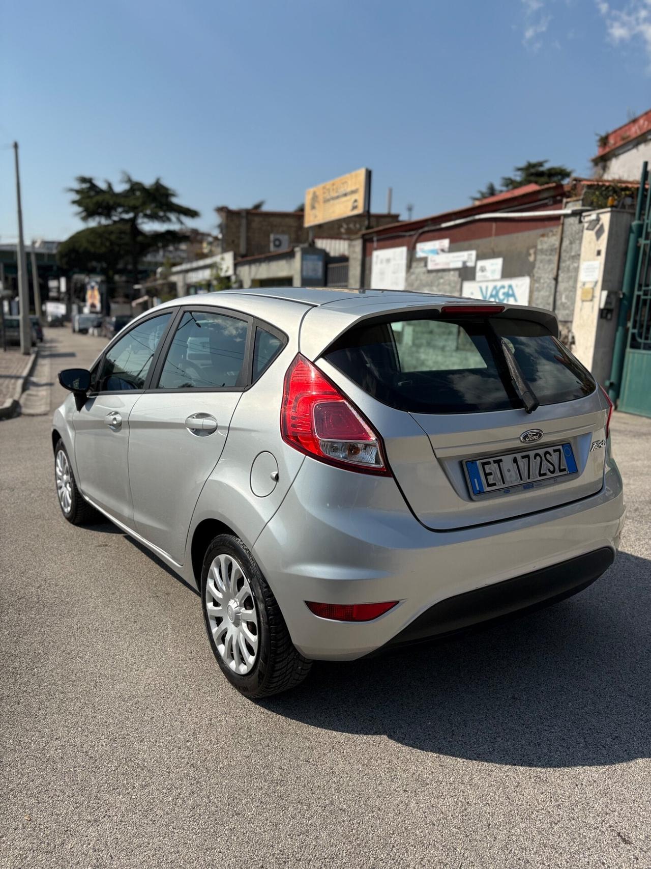 Ford Fiesta Benzina 2014