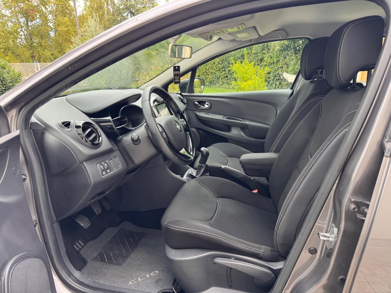 Renault Clio 1.5 dCi 8V 75CV 5 porte Costume National OK NEOPATENTATI