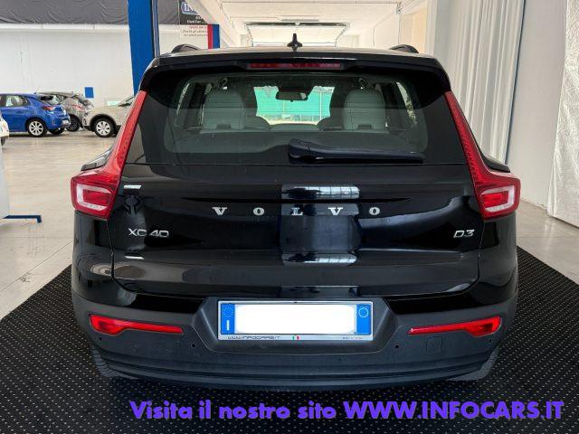 VOLVO XC40 D3 150 CV Business prezzo reale