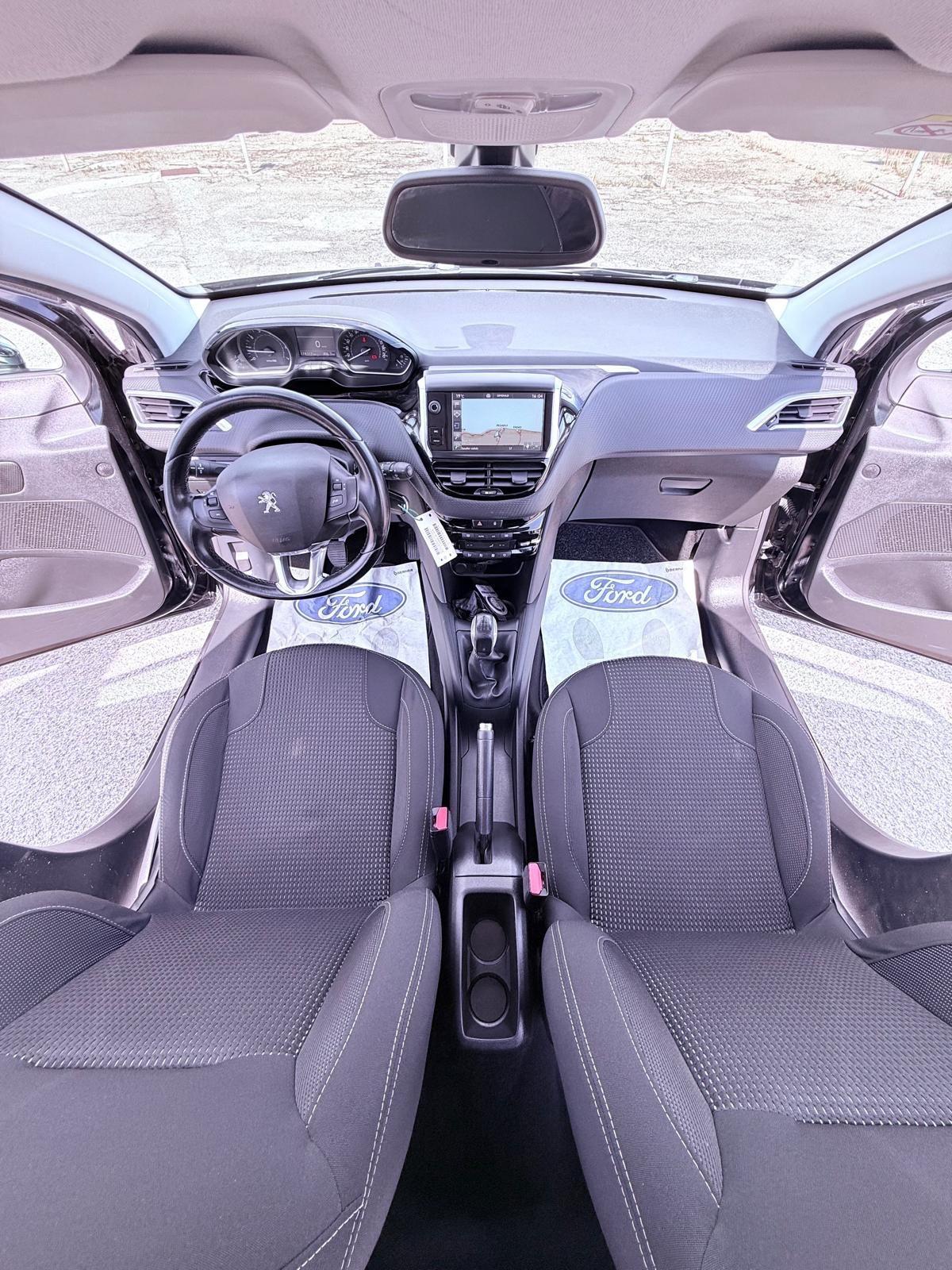 Peugeot 208 PureTech 82 5p. GPL Ok neopatentati