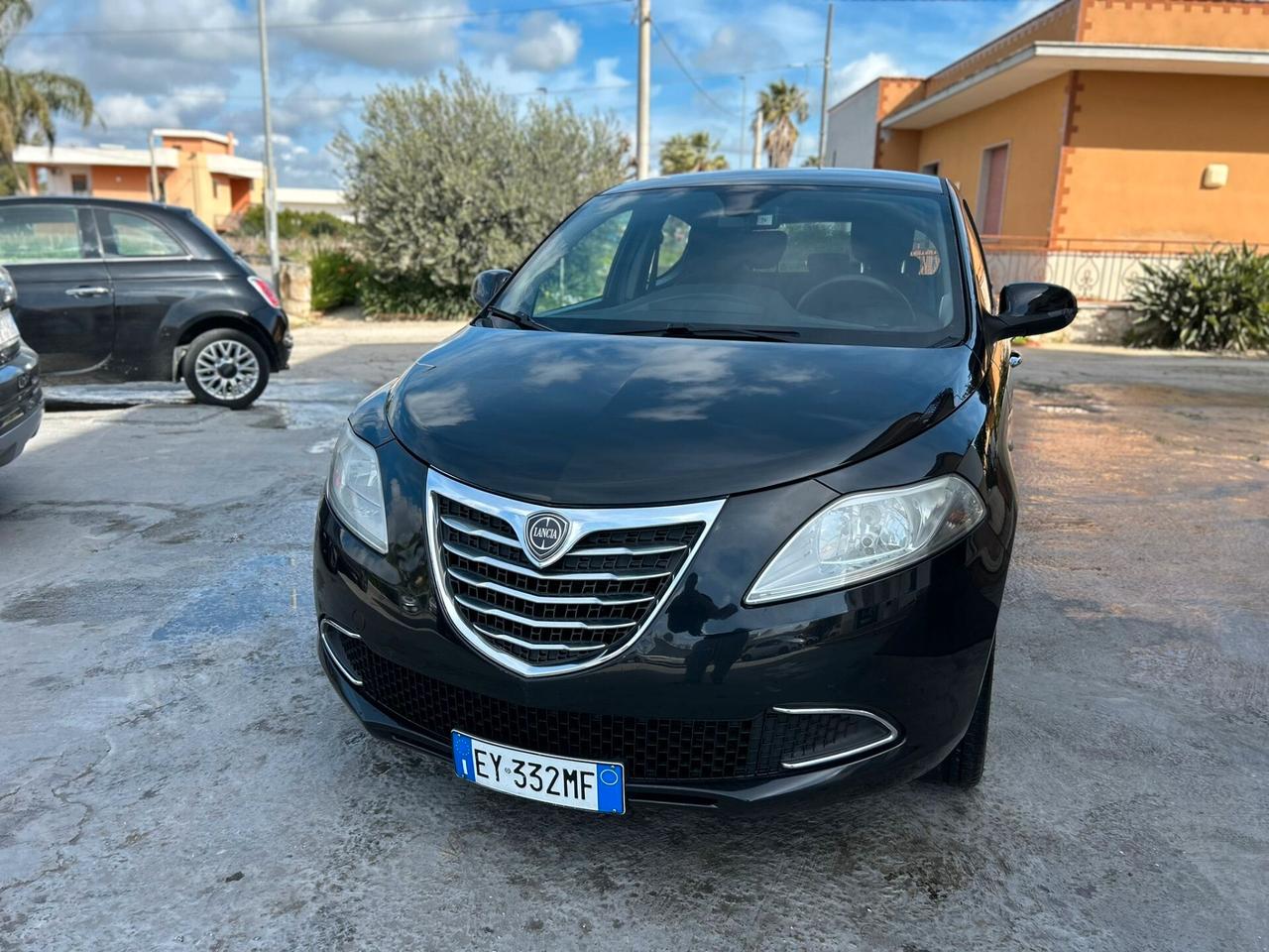 Lancia Ypsilon 1.2 69 CV 5 porte Gold