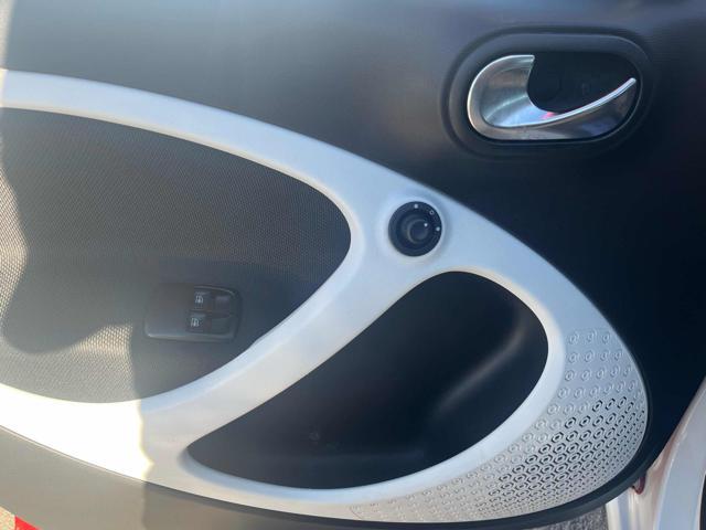 SMART ForFour 70 1.0 Passion