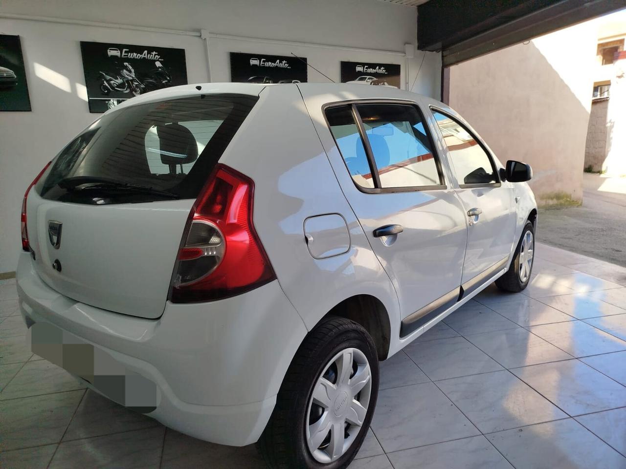 Dacia Sandero 1.4 benzina 75 CV CON GARANZIA