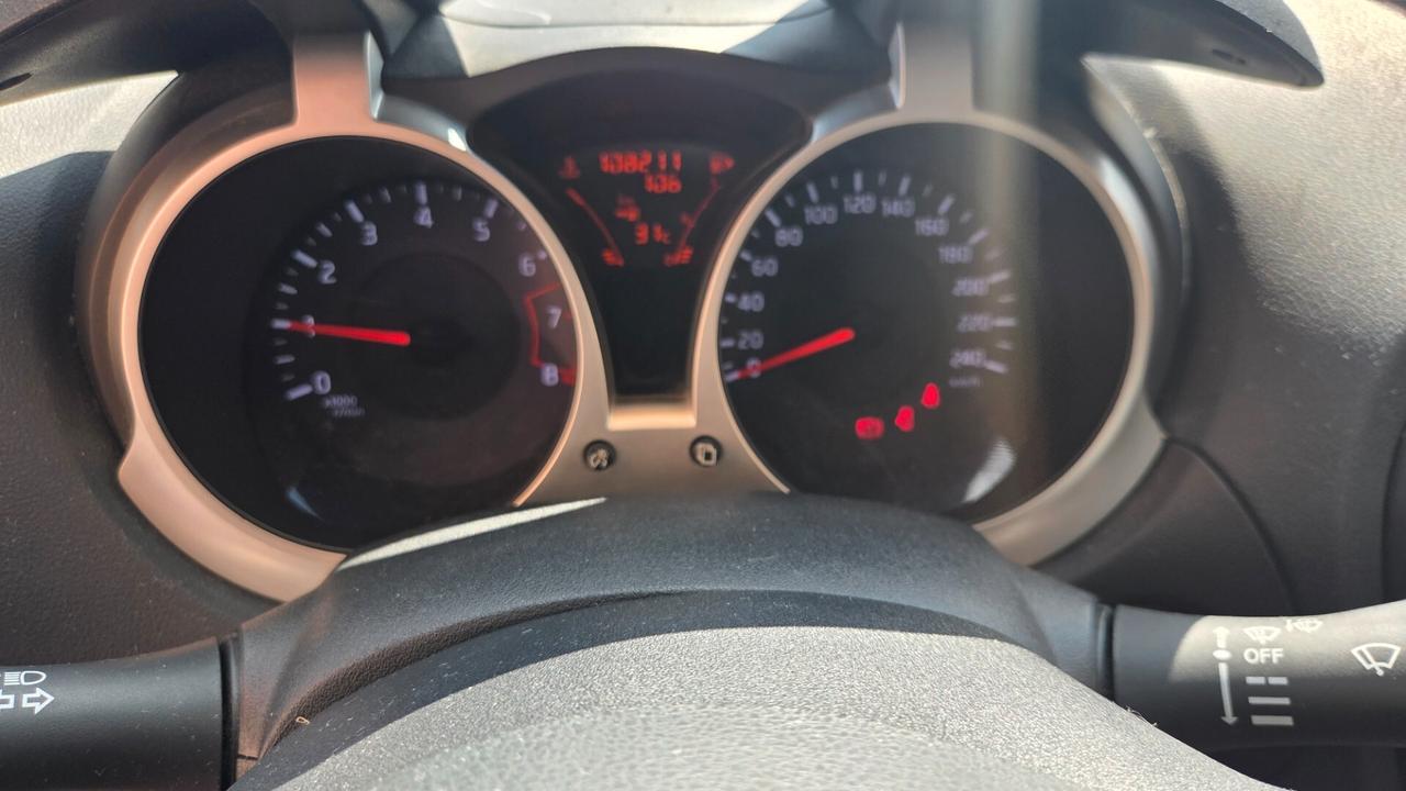 Nissan Juke 1.6 Tekna unico proprietario neo patentati