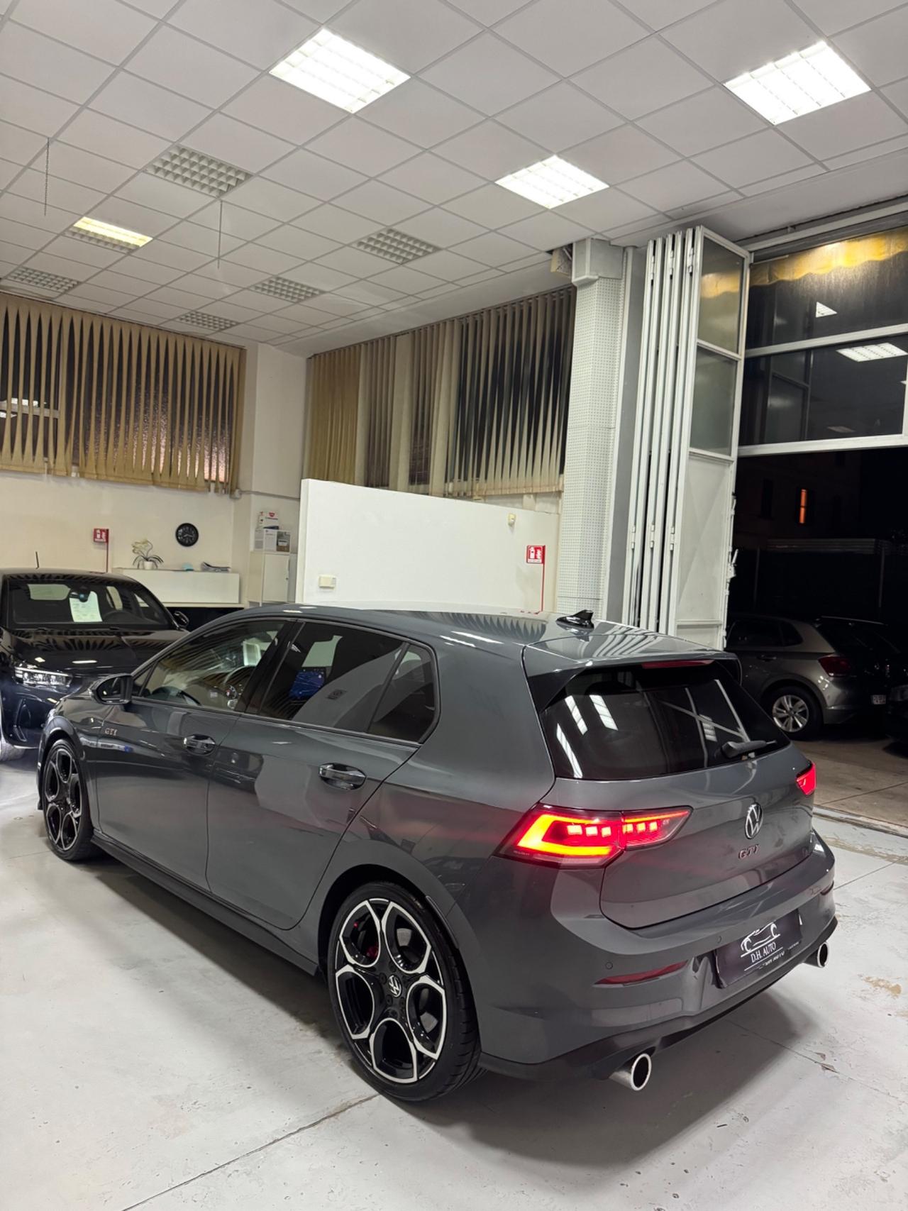 Volkswagen Golf 2.0 TSI DSG GTI