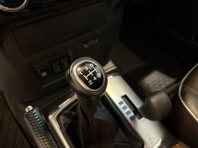 MITSUBISHI Pajero 3.2 DI-D 16V 3p. Intense DPF *NUR HÄNDLER