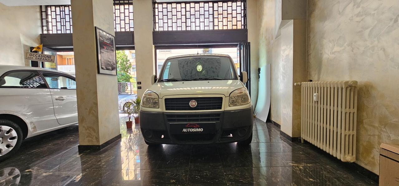 Fiat Doblo Doblò 1.6 16V Natural Power Active