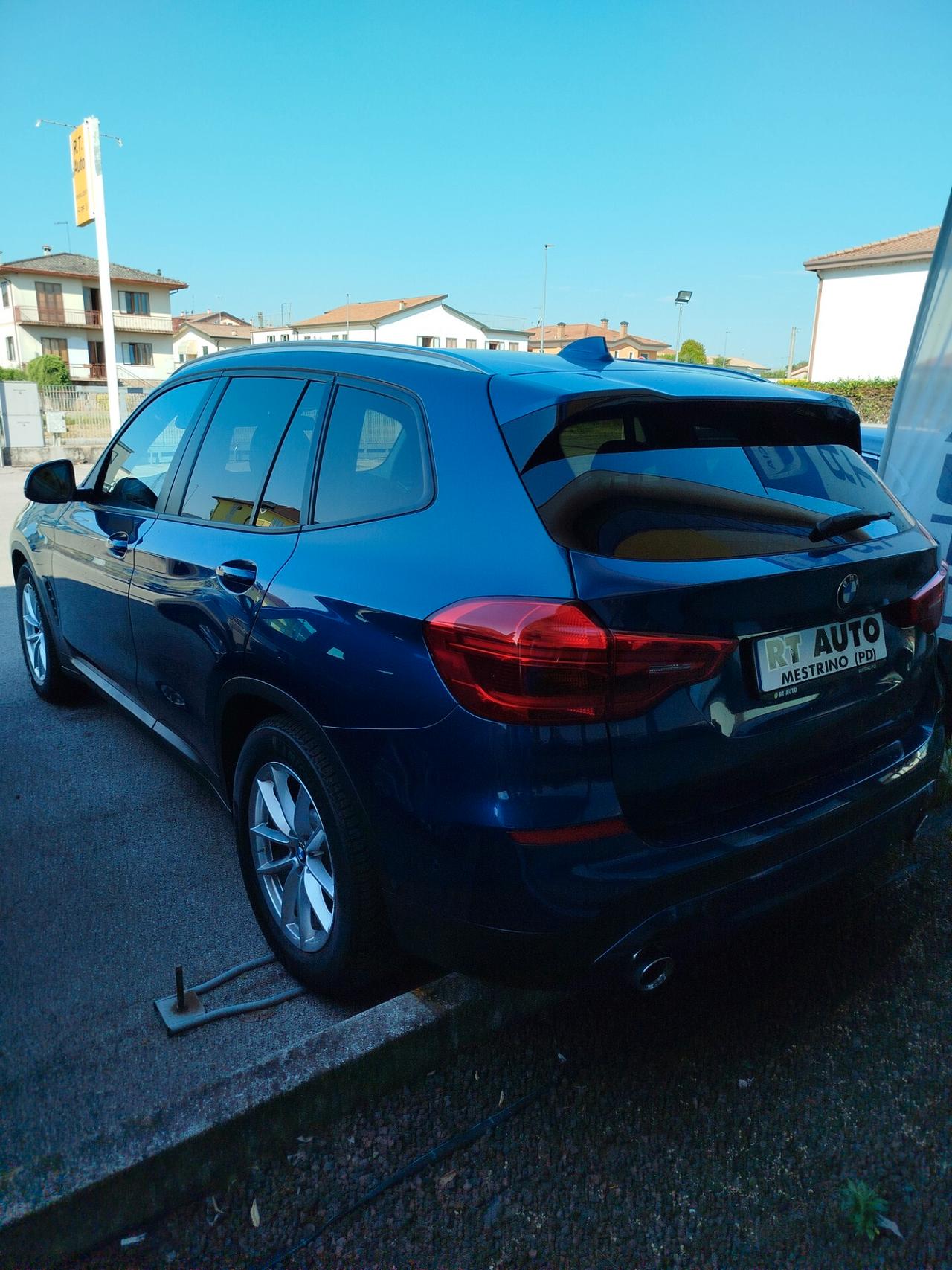Bmw X3 sDrive18d Business Advantage