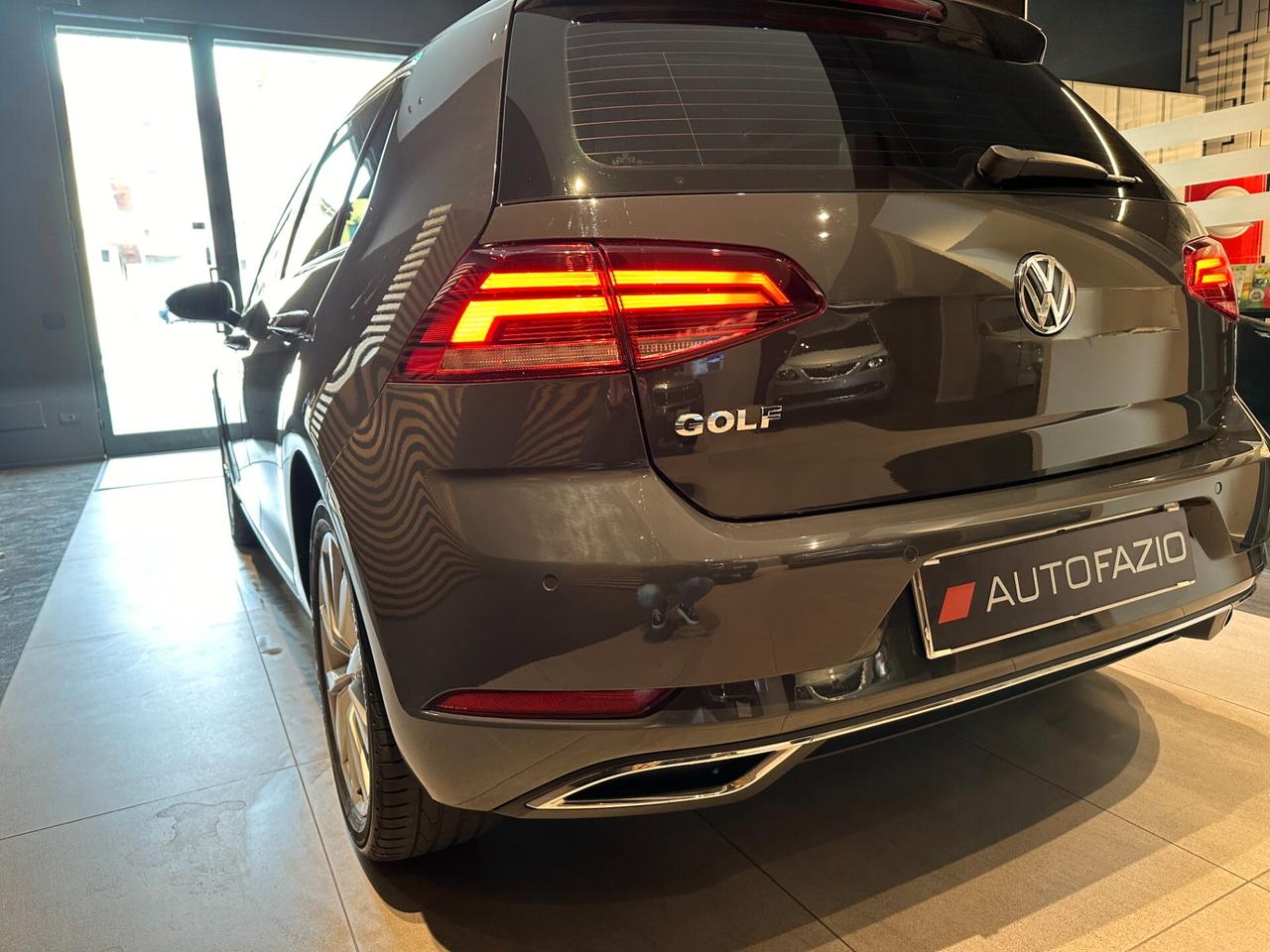 Volkswagen Golf 2.0 TDI 5p. Highline BlueMotion Technology