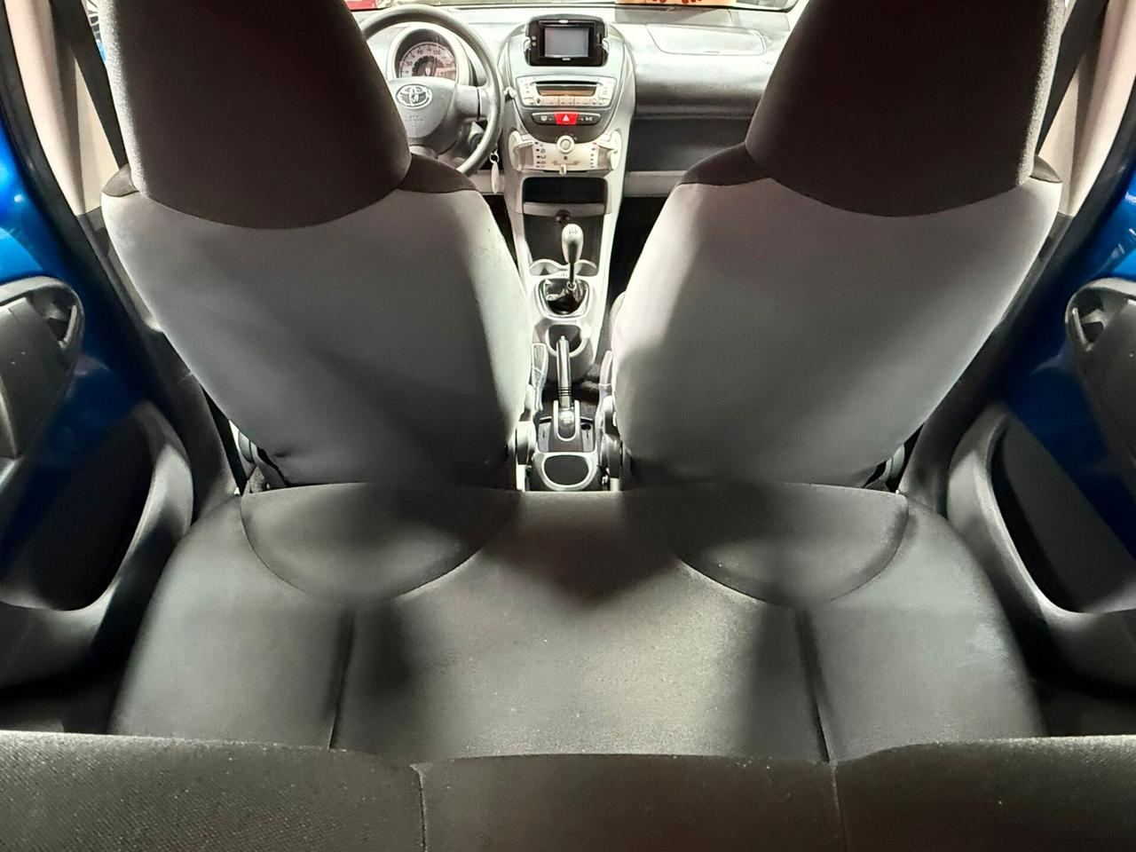 Toyota Aygo 1.0 68cv 5 porte - 2011