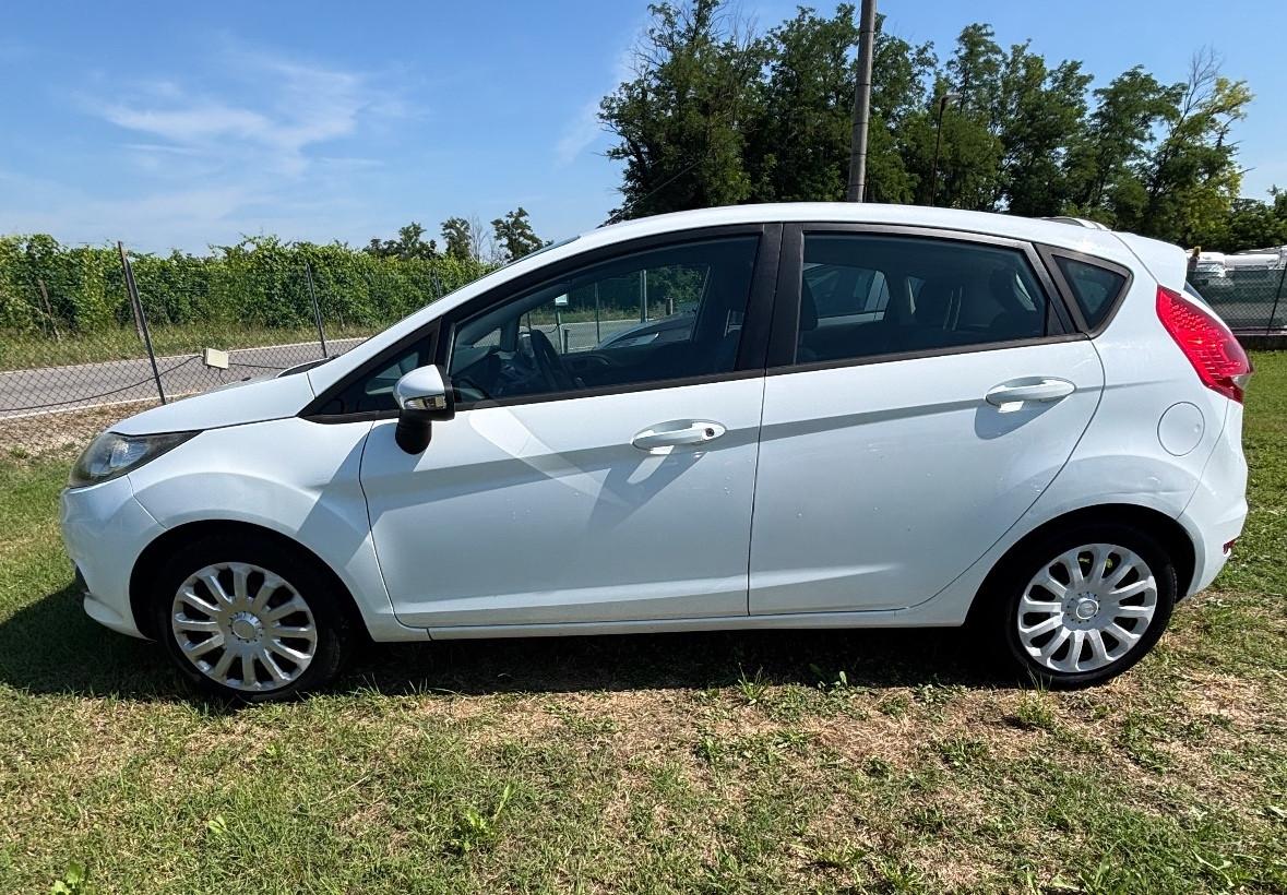 Ford Fiesta 1.2 5 porte Bz.- GPL Titanium