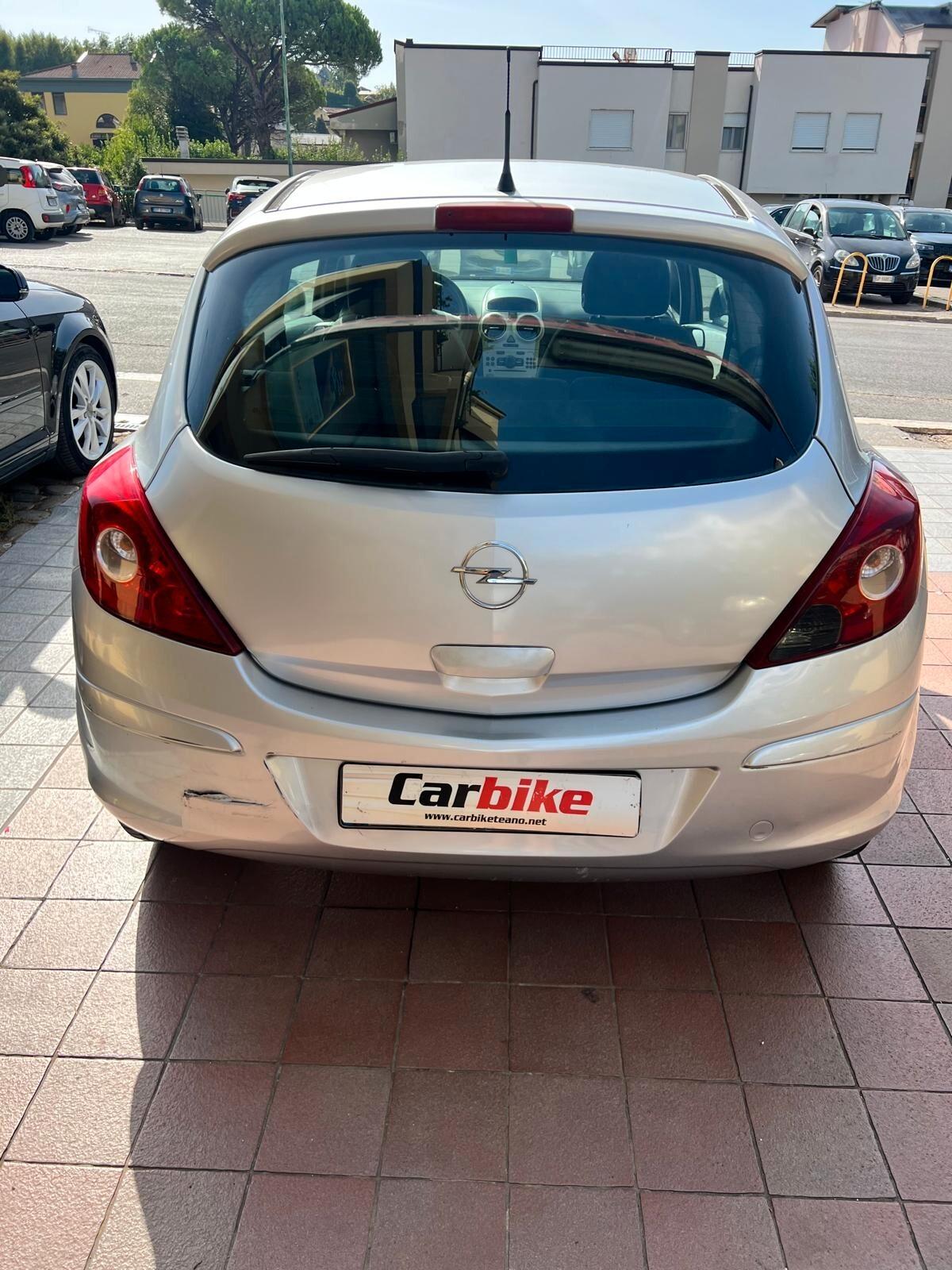 Opel Corsa 1.0 12V 3 porte Club