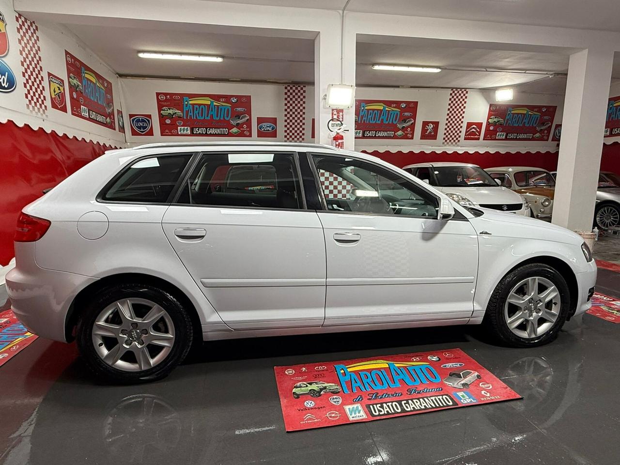 Audi A3 SPB 1.6 TDI 90cv Young - 2013