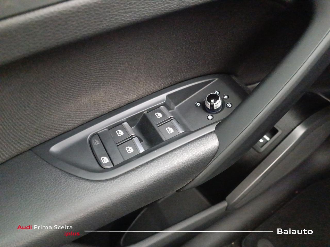 Audi Q5 35 2.0 tdi mhev 12v business s tronic