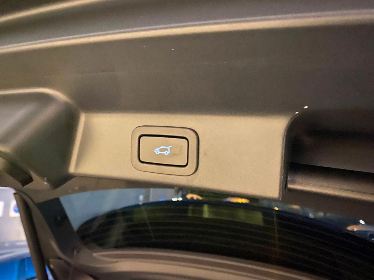 Jaguar F-Pace 2.0 D 204 CV AWD aut. SE