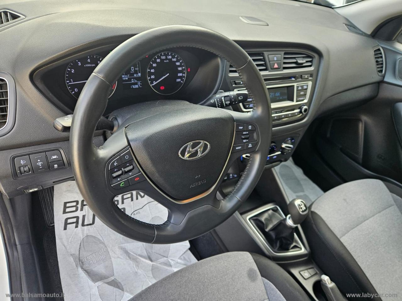 HYUNDAI i20 1.2 84 CV 5p. Comfort