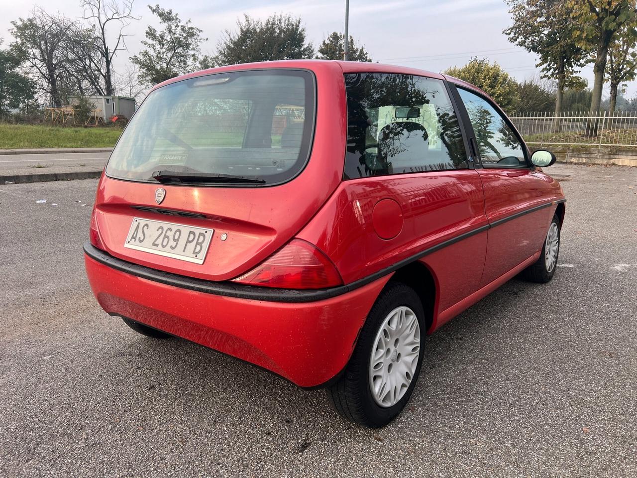 Lancia Y 1.1i cat Elefantino Blu adatta a neopatentati