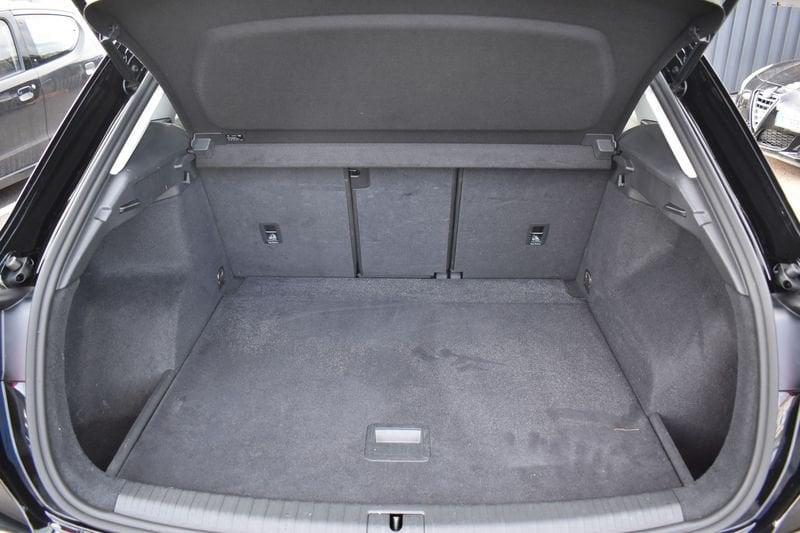 Audi Q3 35 TDI quattro S tronic Business