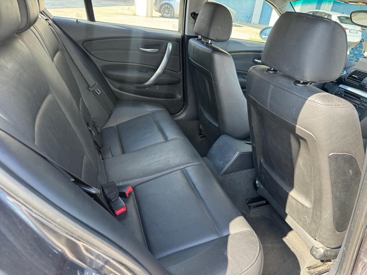 Bmw 116 5P. Futura 122 CV 2008 pelle Pak m