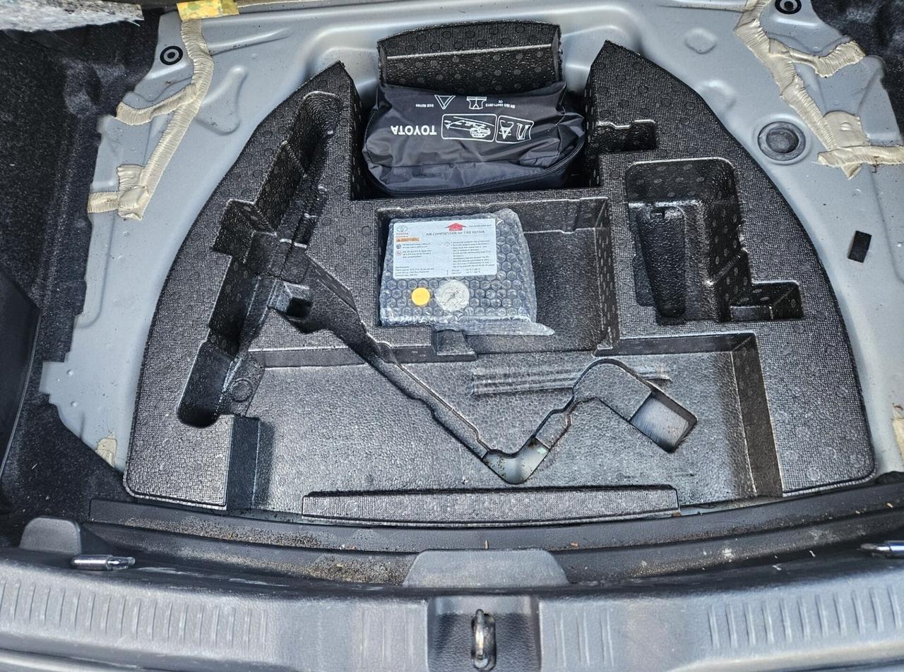 Toyota Auris 1.8 Hybrid Active